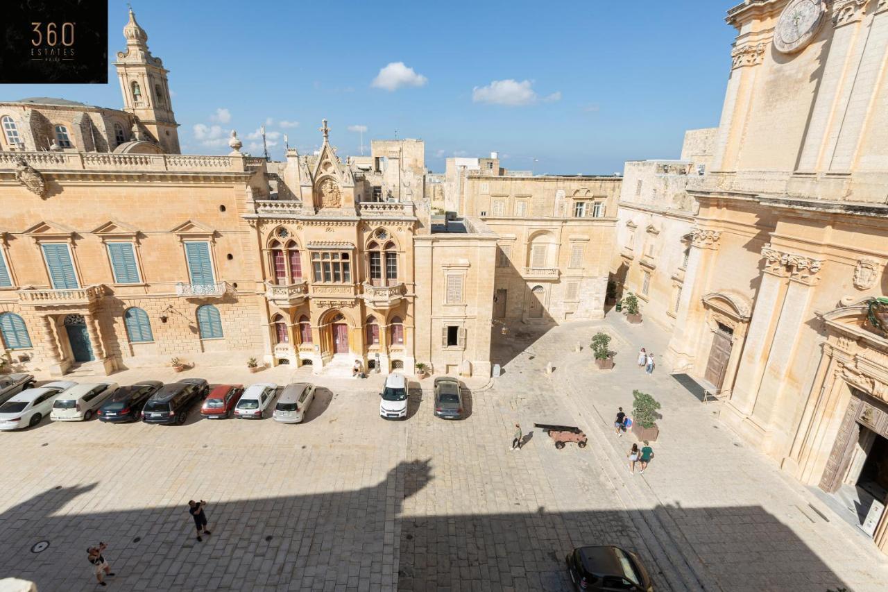 Palazzo 16Th Century Mdina, Opposite St Paul'S Cathedral By 360 Estates Apartment Exterior foto